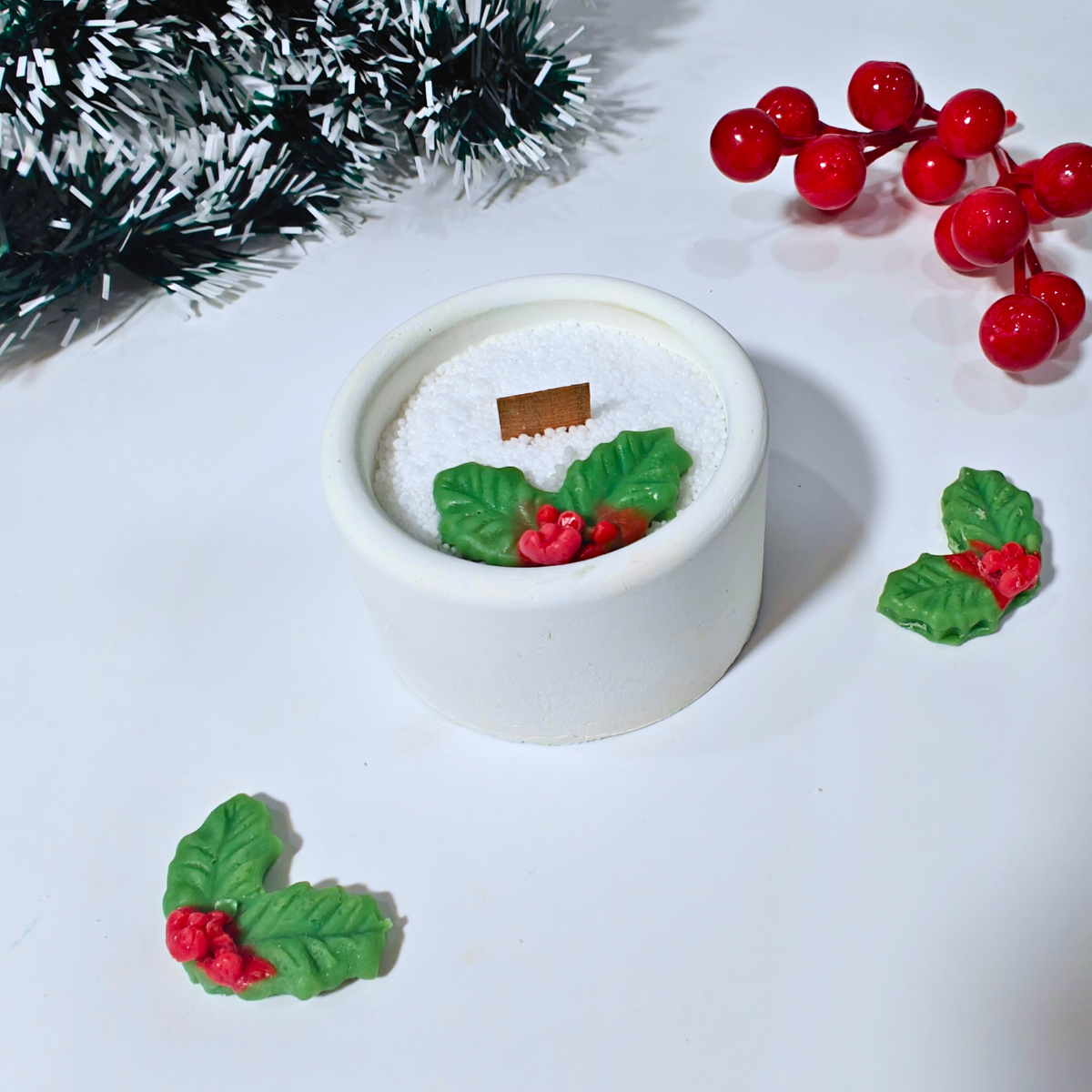 Holly berry candle topper mould