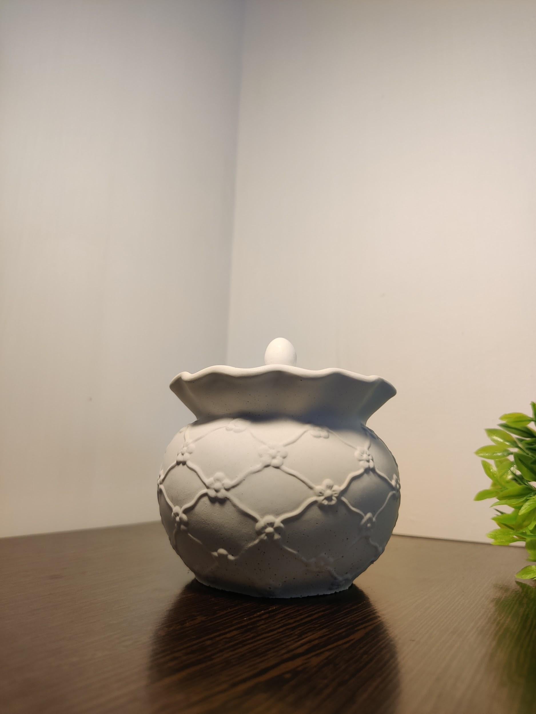frill matka mould