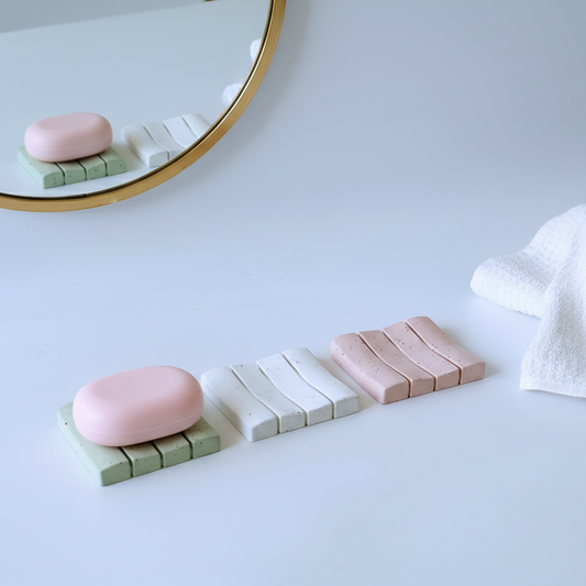 Soap dishes with mirror and towel